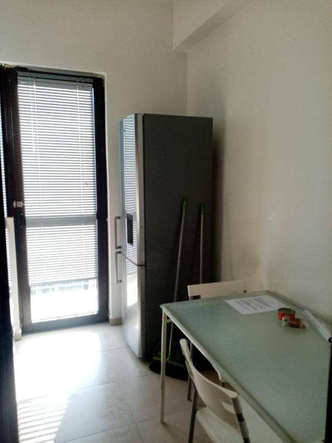 Anastasia Bratianu Apart 28 A Self Check From 2 Pm Bucharest Exterior photo